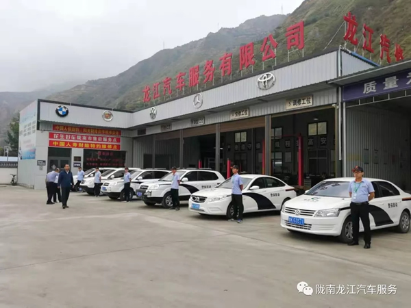 金錘鈑金，銀槍噴漆！龍江汽修值得信賴！