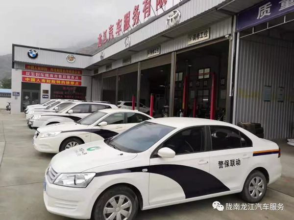 金錘鈑金，銀槍噴漆！龍江汽修值得信賴！